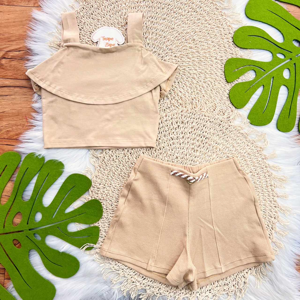 Conj. Regata e Short com Detalhe de Coração - Areia